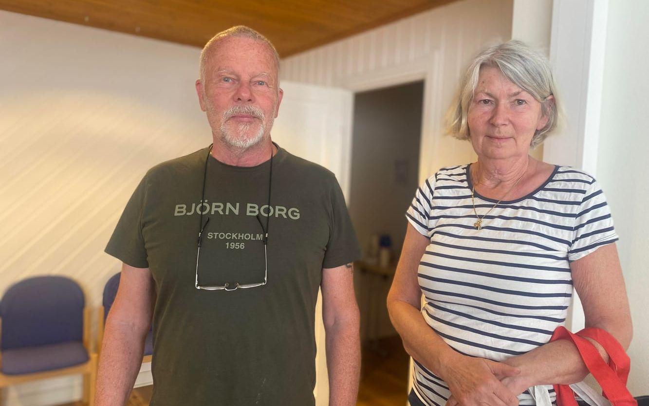 Även Birgitta och Lennart Björk passade på att förtidsrösta i Grinstadsrummet i kommunhuset.